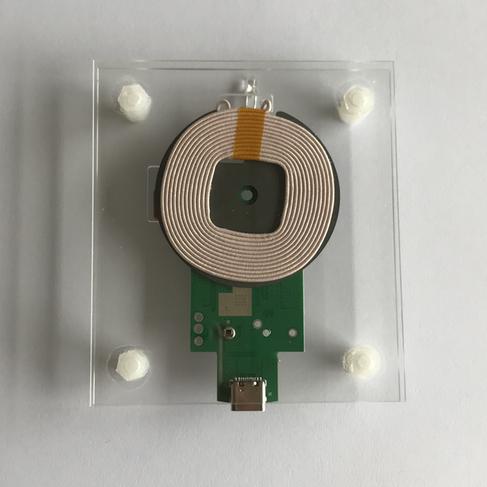 [QI-12742] Pointuch - Alarm clock wireless charger | Wireless Power